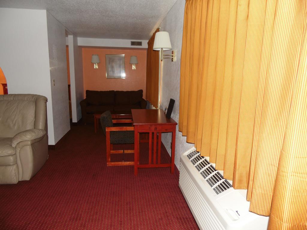 American Inn & Suites Boone Номер фото